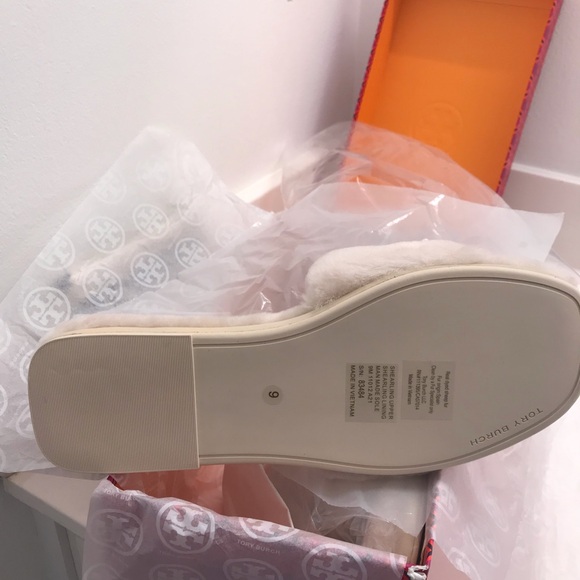 Tory Burch Double T Shearling Slide - Picture 3 of 6